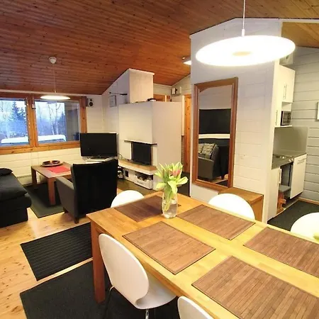 Holiday home Lomariihi 1